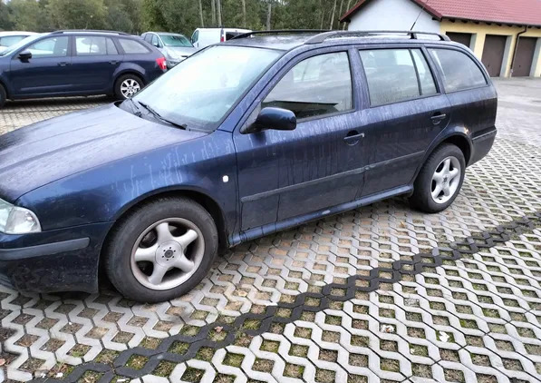 skoda wołów Skoda Octavia cena 4920 przebieg: 380559, rok produkcji 2004 z Wołów